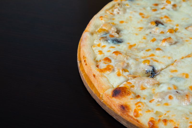 Four Cheese classic pizza